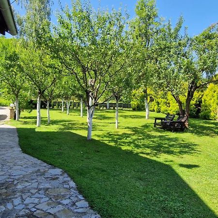 Holiday Home Emir Racic Esterno foto