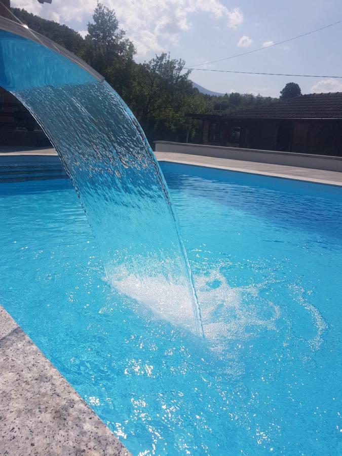 Holiday Home Emir Racic Esterno foto